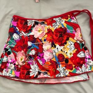 Rave With Mi Gente Mary’s garden wrap mini skirt